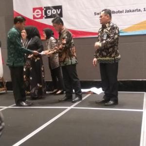 penghargaan kepada bagian hukum dan ham sebagai anggota jdih yang terintegrasi dengan jdihn