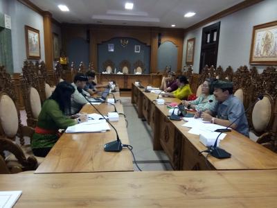 PEMBAHASAN RANCANGAN PERATURAN BUPATI BADUNG TENTANG KEMITRAAN USAHA ANTARA USAHA MIKRO DAN USAHA KECIL DENGAN USAHA MENENGAH DAN USAHA BESAR.