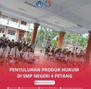 Penyuluhan Produk Hukum di SMP Negeri 4 Petang, Kecamatan Petang, Kabupaten Badung